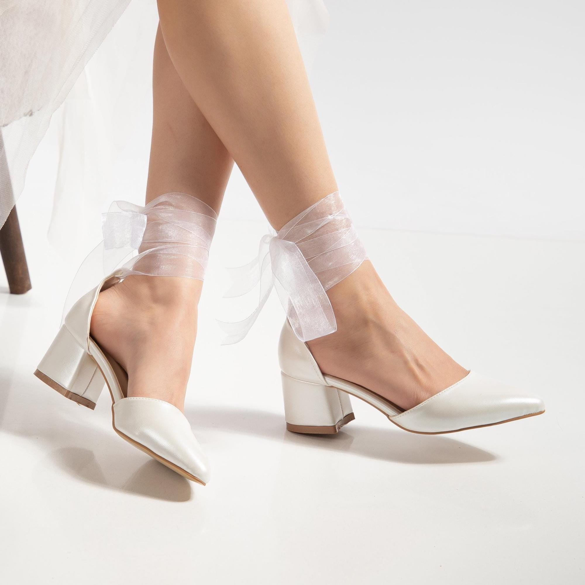 Women’s White Pointed-Toe Bridal Pumps